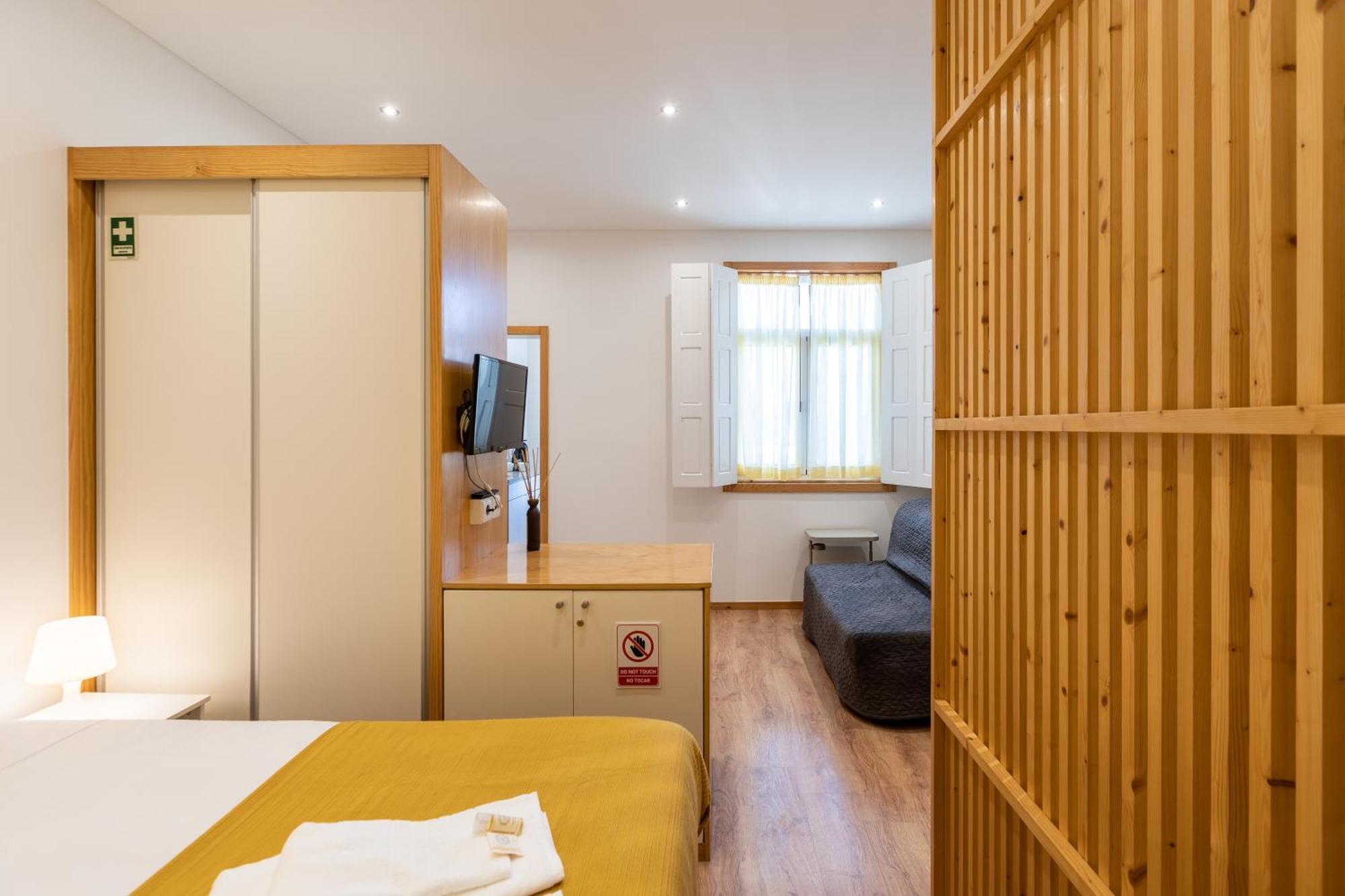 731 Costa Cabral Metro Residence Porto Zimmer foto