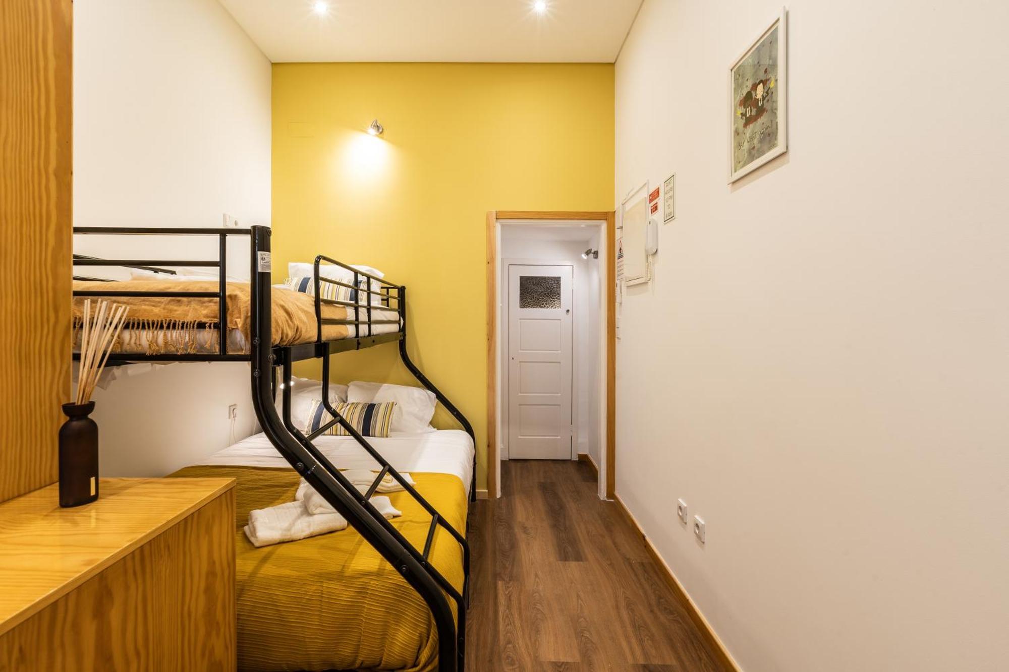 731 Costa Cabral Metro Residence Porto Zimmer foto