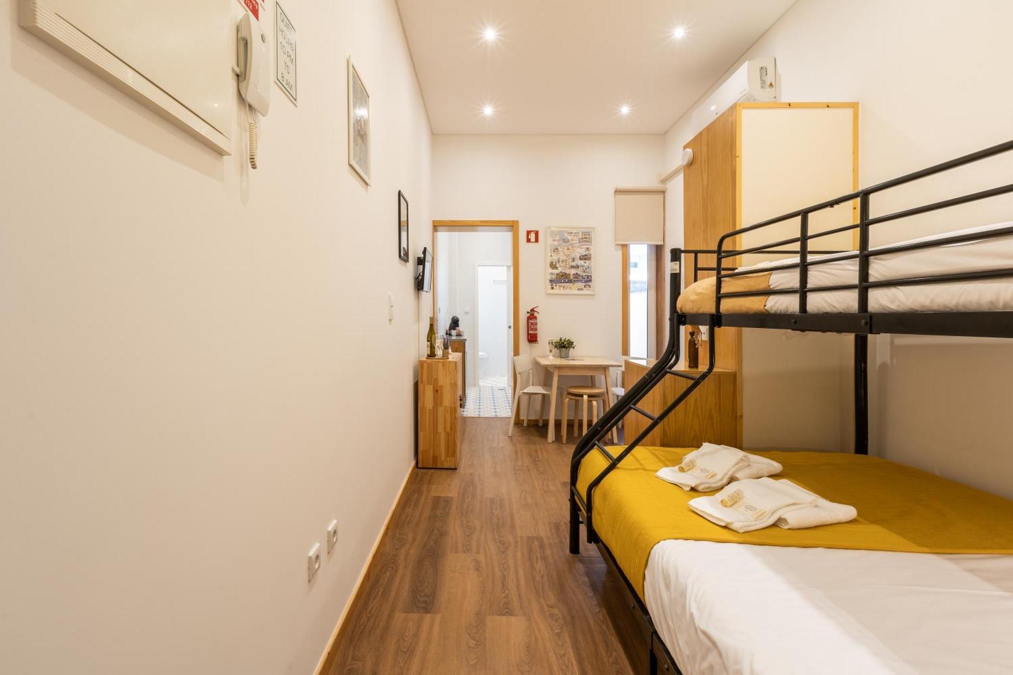 731 Costa Cabral Metro Residence Porto Zimmer foto