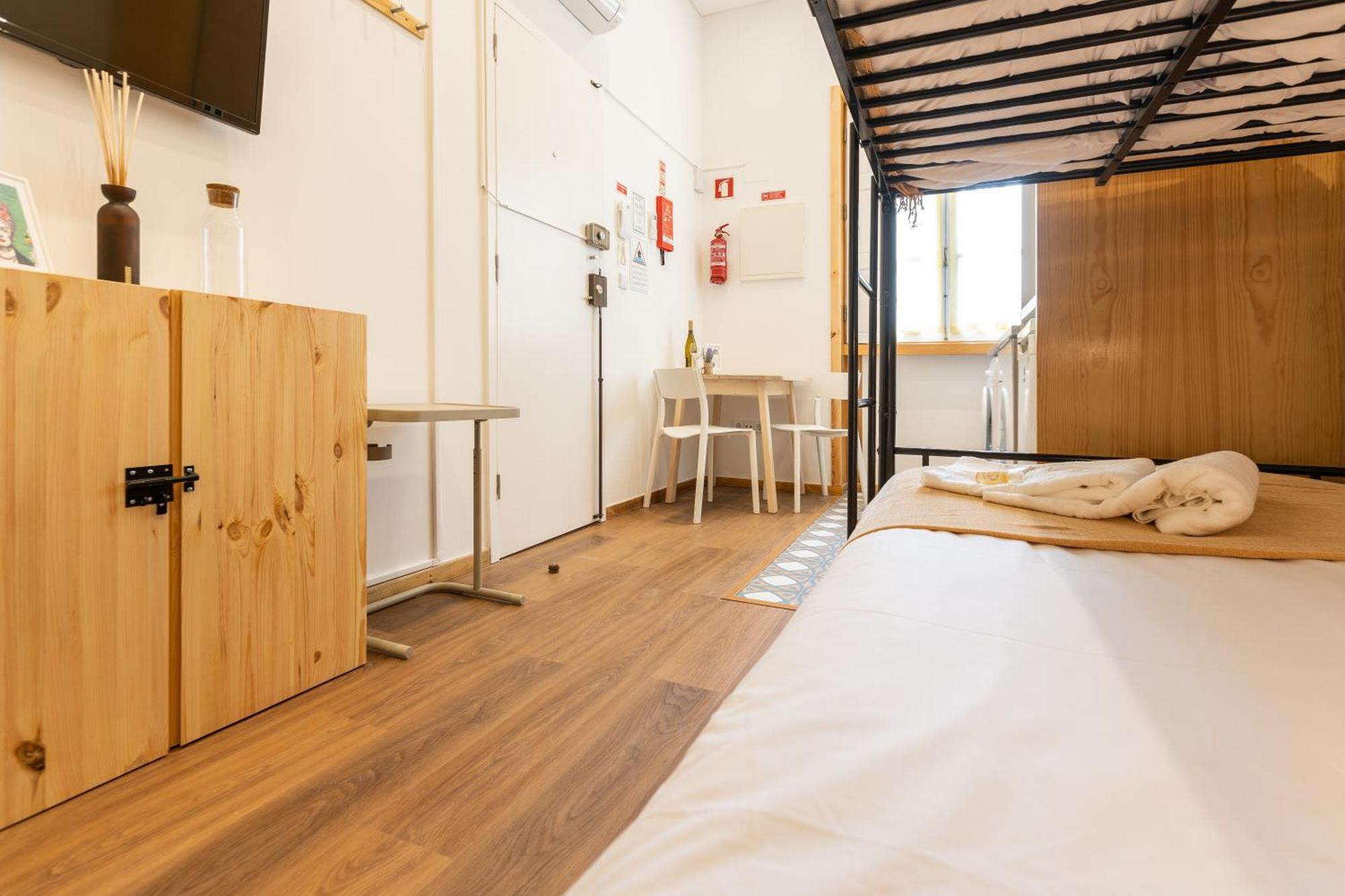 731 Costa Cabral Metro Residence Porto Zimmer foto